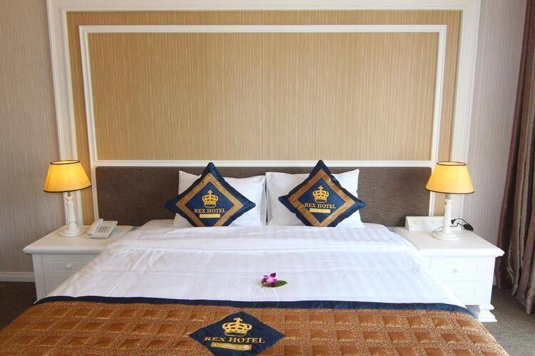 Rex Hotel
