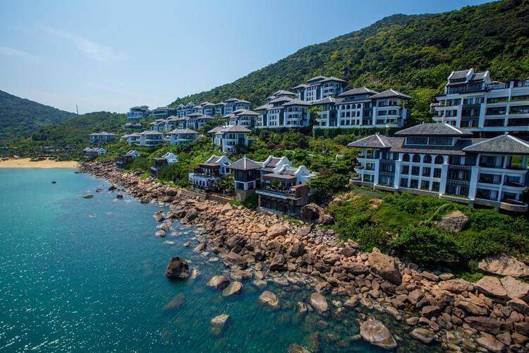 Intercontinental Danang Sun Peninsula Resort