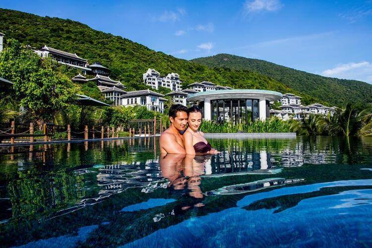 Intercontinental Danang Sun Peninsula Resort