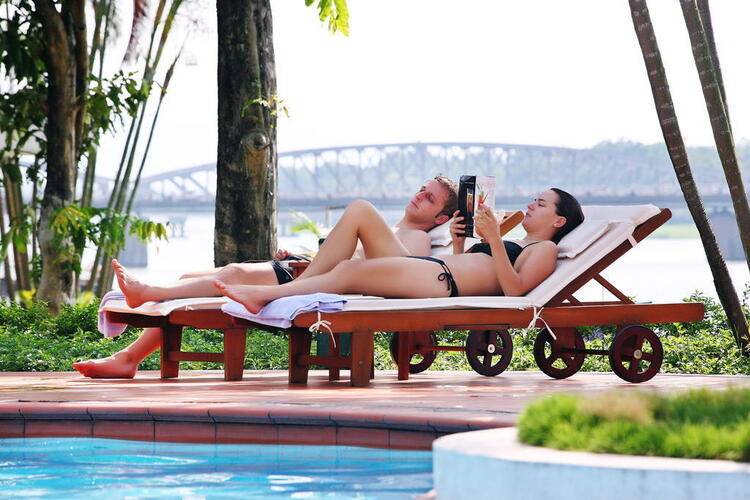 Century Riverside Hotel