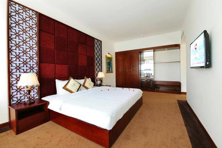 Century Riverside Hotel