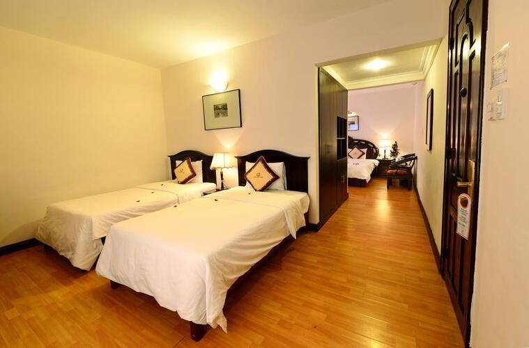 Century Riverside Hotel