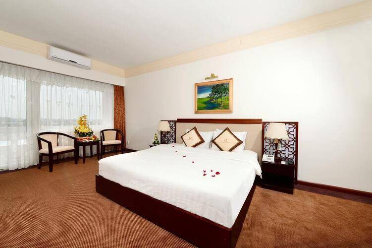 Century Riverside Hotel