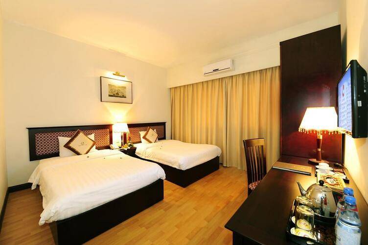 Century Riverside Hotel