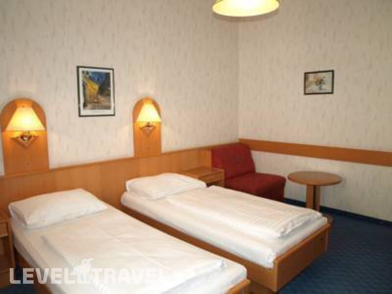 Фотография Admiral Hotel