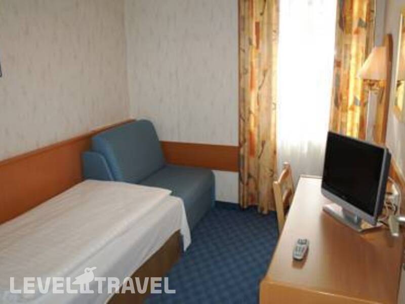 Фотография Admiral Hotel