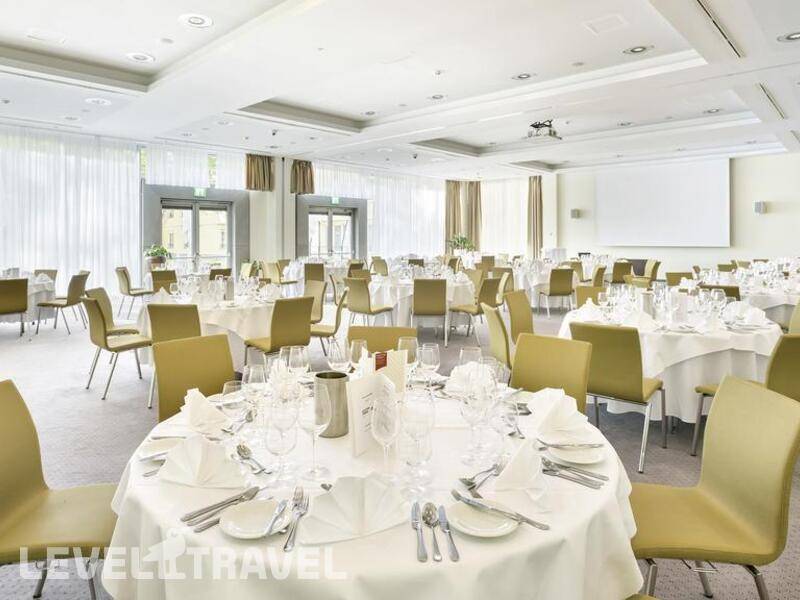 Фотография Parkhotel Schoenbrunn (Ex.Parkhotel Schoenbrunn Austria Trend Hotel)