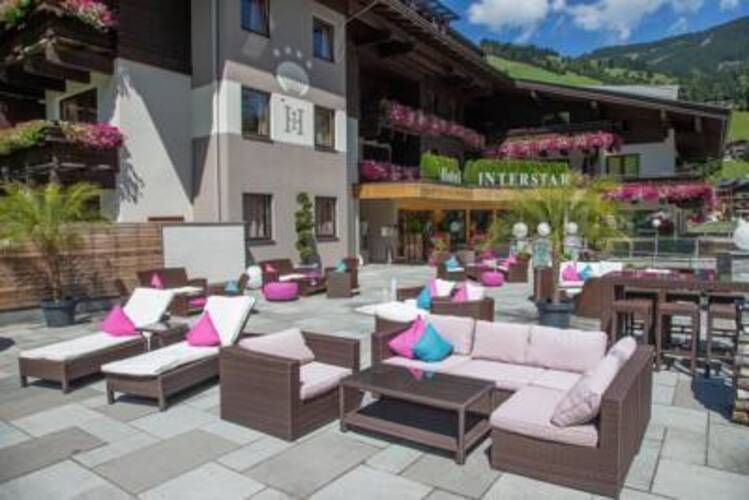Interstar Hotel