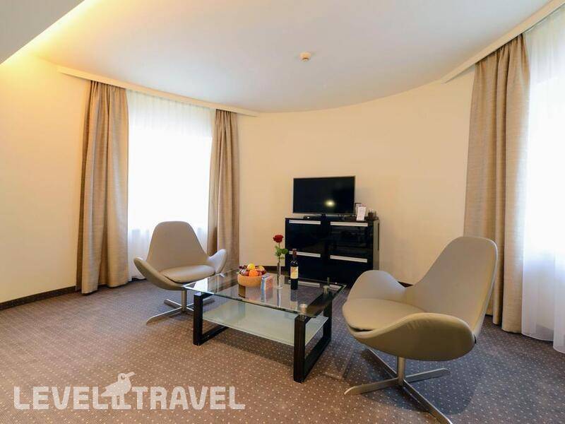 Фотография Hilight Suites Hotel (Ex. Starlight Suiten Hotel Am Heumarkt)
