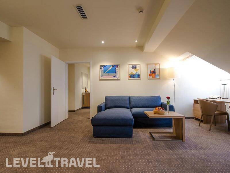 Фотография Hilight Suites Hotel (Ex. Starlight Suiten Hotel Am Heumarkt)