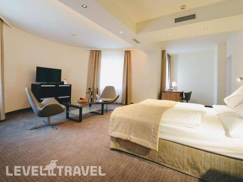 Фотография Hilight Suites Hotel (Ex. Starlight Suiten Hotel Am Heumarkt)