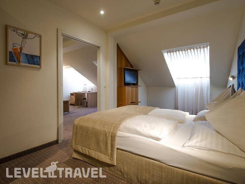 Фотография Hilight Suites Hotel (Ex. Starlight Suiten Hotel Am Heumarkt)