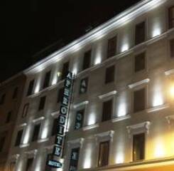 $item['hotel']['name']