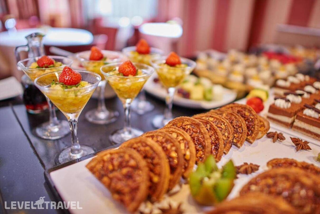 фотографии отеля Disney's Hotel New York в Франция(Париж (Диснейленд)) - фото №6