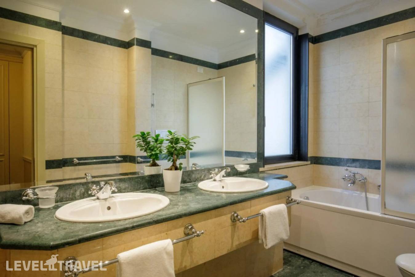 фотографии отеля Donna Laura Palace Hotel в Италия(Рим) - фото №21