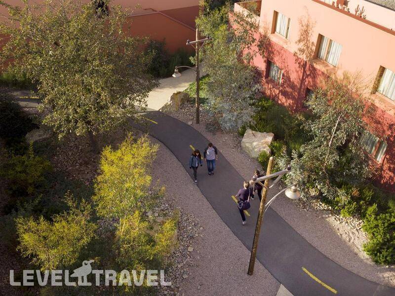 Фотография Disney’S Hotel Santa Fe