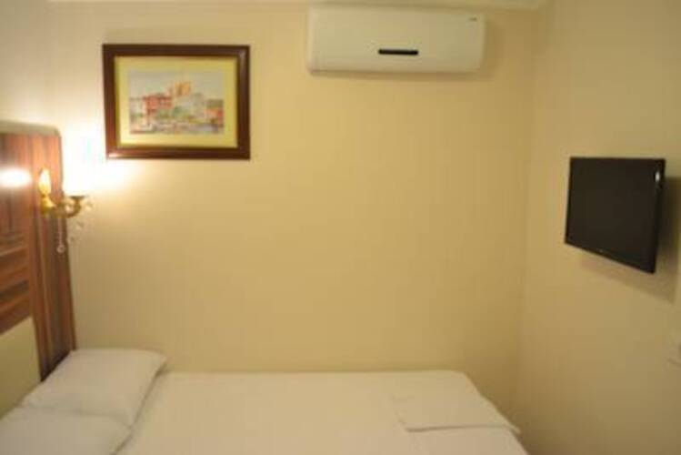 New Fatih Hotel