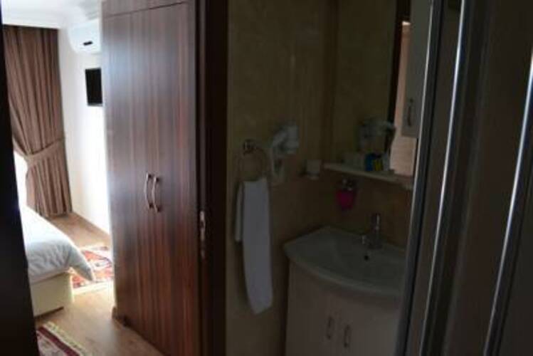 New Fatih Hotel