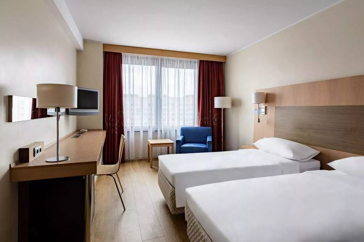 Cosmos Saint-Petersburg Pribaltiyskaya Hotel (Ex. Park Inn By Radisson Pribaltiyskaya Hotel)