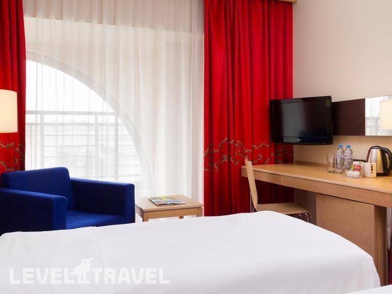 Фотография Cosmos Saint-Petersburg Nevsky Hotel (Ex. Park Inn By Radisson Nevsky)