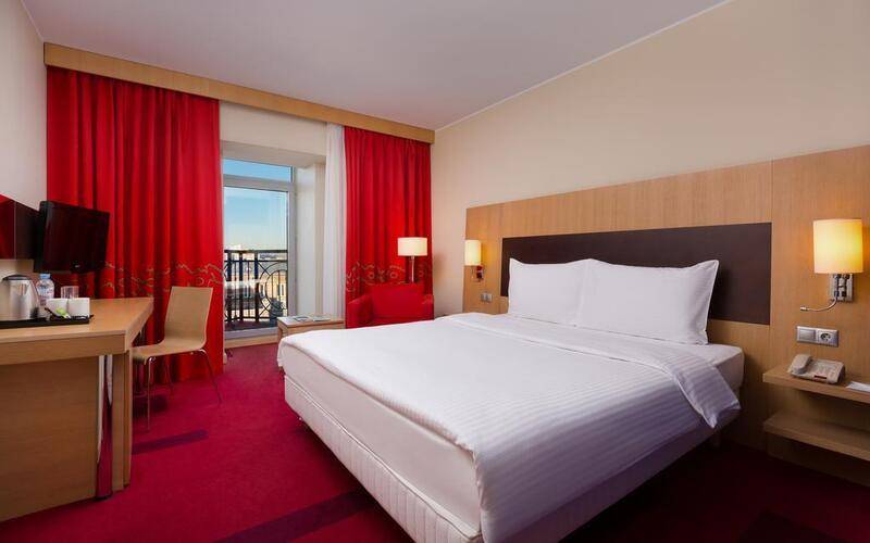 Cosmos Saint-Petersburg Nevsky Hotel (Ex. Park Inn By Radisson Nevsky)