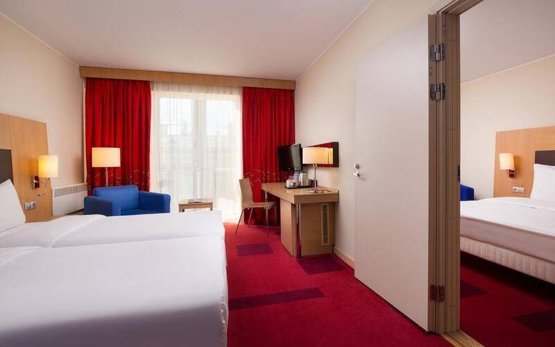 Cosmos Saint-Petersburg Nevsky Hotel (Ex. Park Inn By Radisson Nevsky)