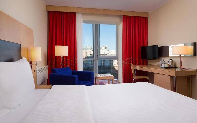 Cosmos Saint-Petersburg Nevsky Hotel (Ex. Park Inn By Radisson Nevsky)
