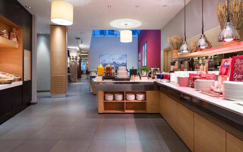 Cosmos Saint-Petersburg Nevsky Hotel (Ex. Park Inn By Radisson Nevsky)