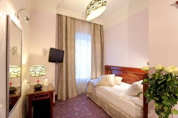 Золотой Треугольник (Boutique Hotel Golden Triangle)