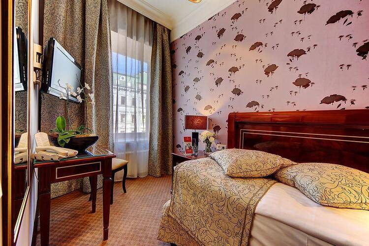 Золотой Треугольник (Boutique Hotel Golden Triangle)
