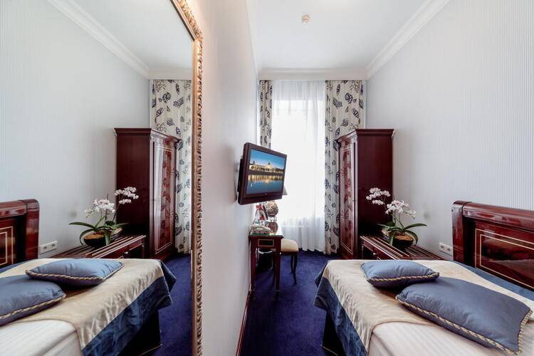 Золотой Треугольник (Boutique Hotel Golden Triangle)