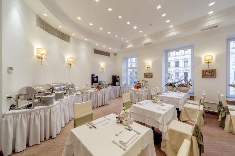 Золотой Треугольник (Boutique Hotel Golden Triangle)