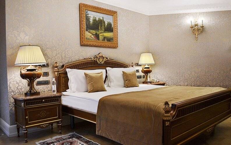 The Taleon Imperial Hotel