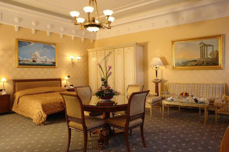 The Taleon Imperial Hotel