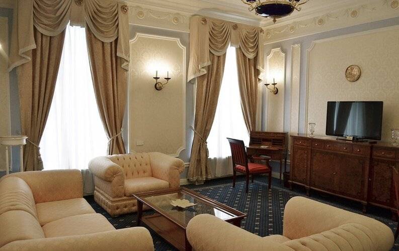 The Taleon Imperial Hotel