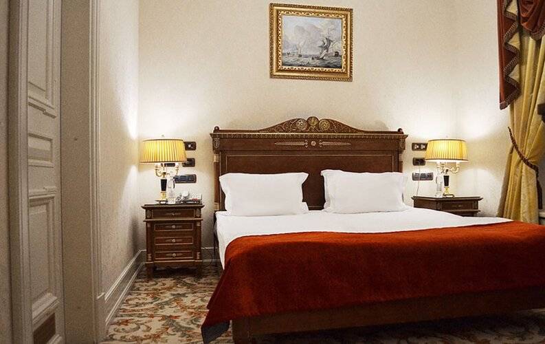 The Taleon Imperial Hotel