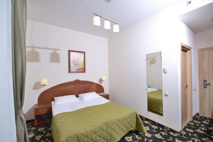 Cronwell Inn Stremyannaya