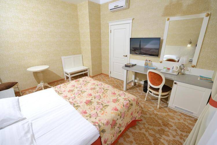 Cronwell Inn Stremyannaya