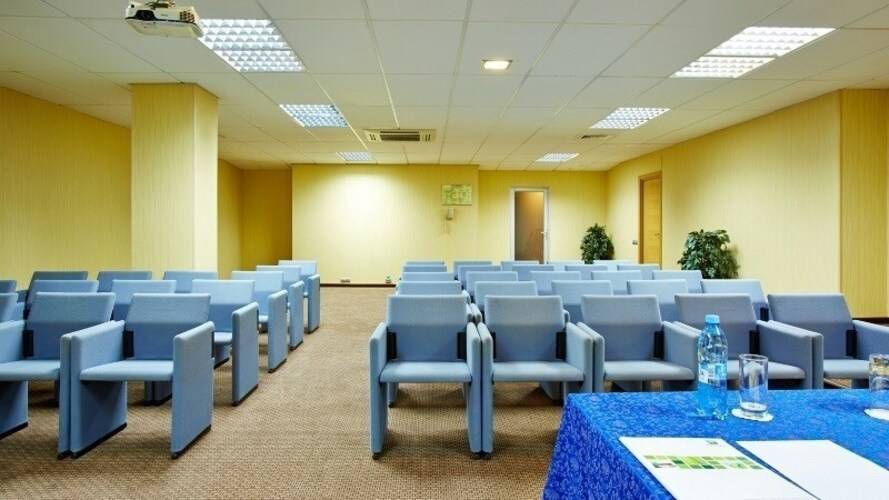 Holiday Inn Челябинск