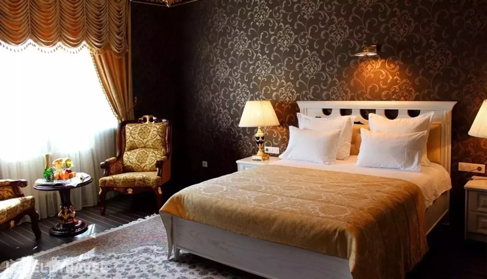 Набат Палас