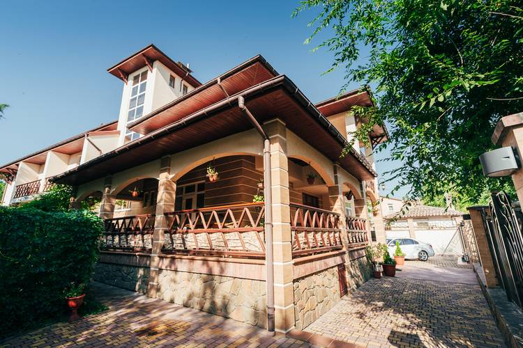 Отель Райс (Reiss)