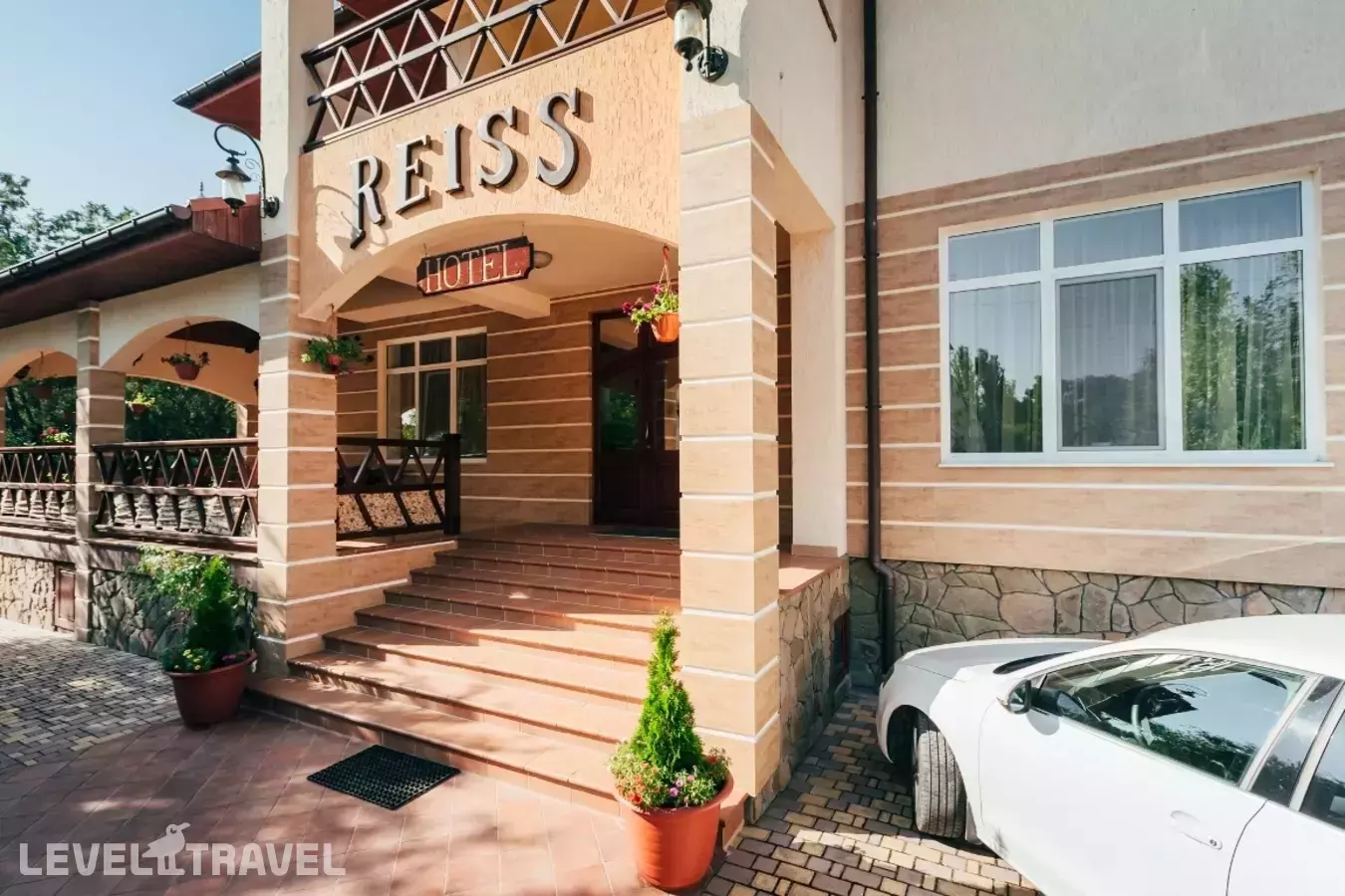 Отель Райс (Reiss)