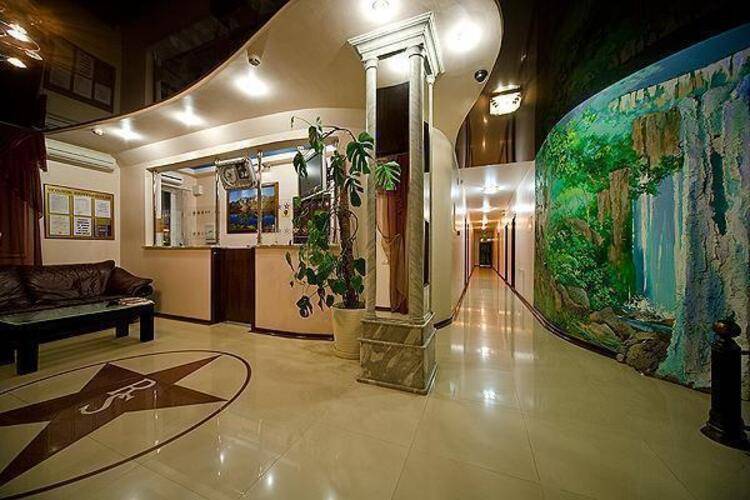 RS Royal Hotel