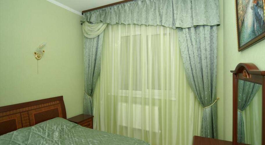 RS Royal Hotel