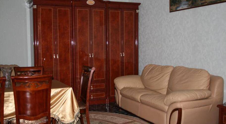 RS Royal Hotel