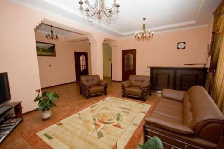 Каприз Отель
