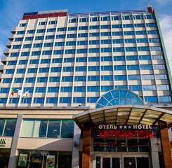 $item['hotel']['name']