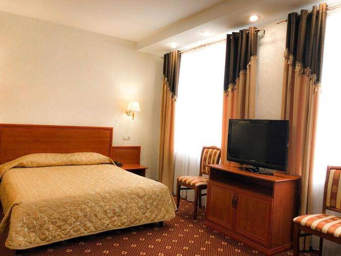 Отель Двина