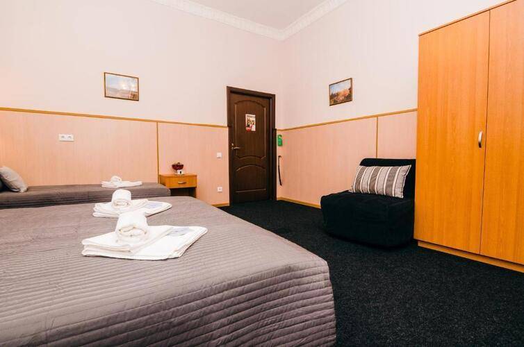 Стасов (Stasov Hotel)