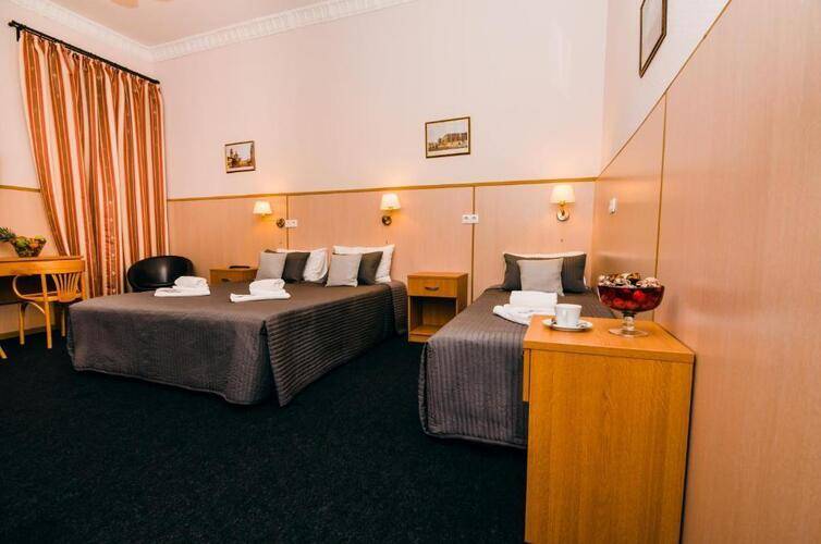 Стасов (Stasov Hotel)